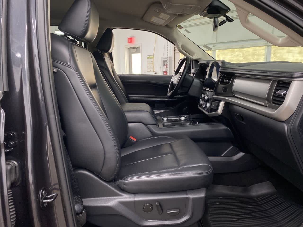 Thumbnail: 2024 Ford Expedition MAX - 18