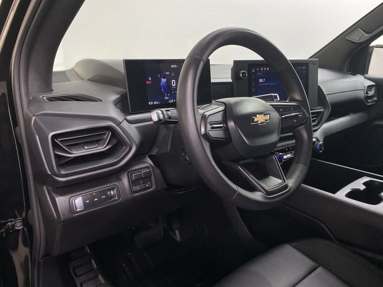 Thumbnail: 2024 Chevrolet Silverado EV - 2