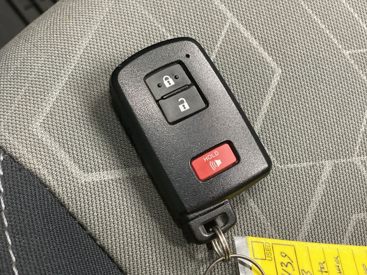 Thumbnail: 2023 Toyota Tacoma - 28