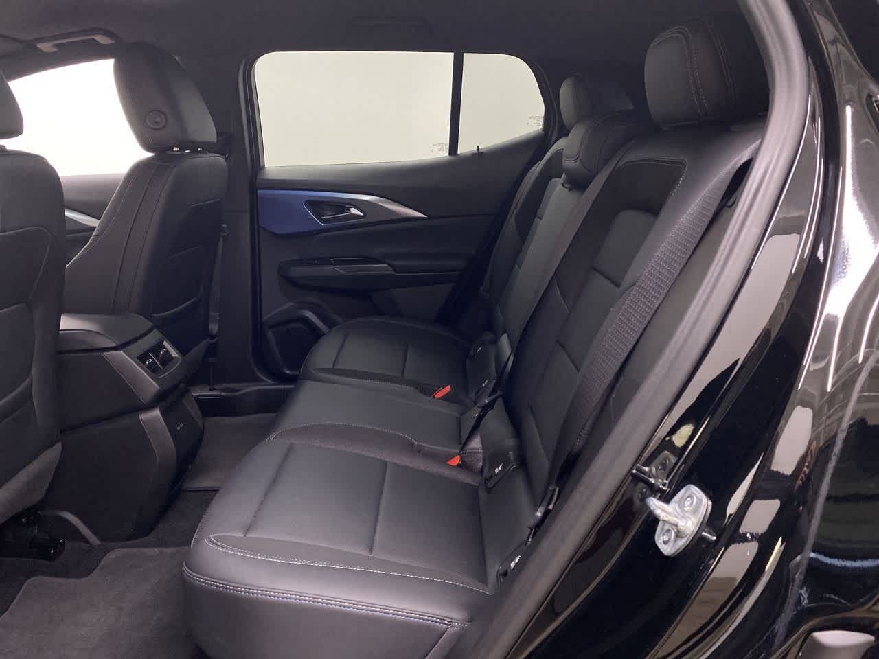 Thumbnail: 2025 Chevrolet Equinox - 16