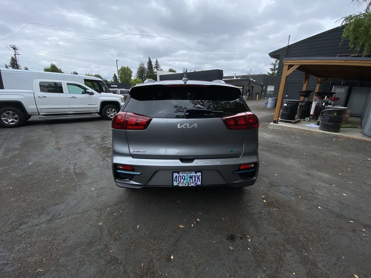 Thumbnail: 2022 Kia Niro - 5
