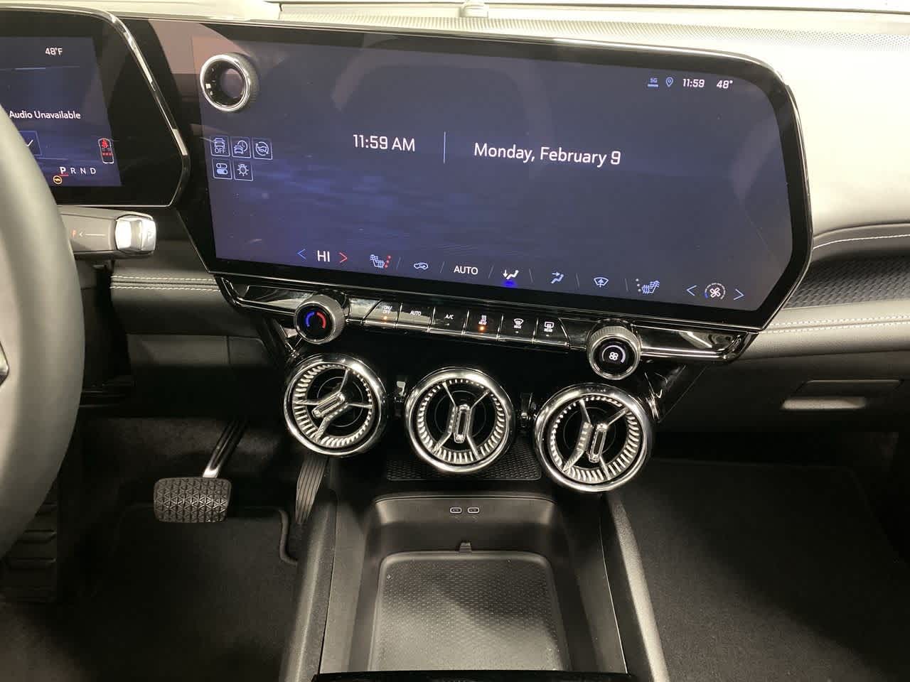 Thumbnail: 2024 Chevrolet Blazer EV - 23