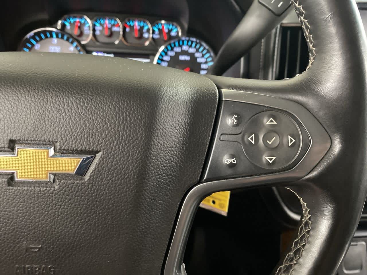 Thumbnail: 2015 Chevrolet Silverado 2500 - 21