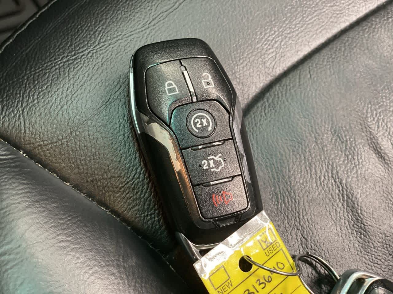 Thumbnail: 2016 Ford Explorer - 30