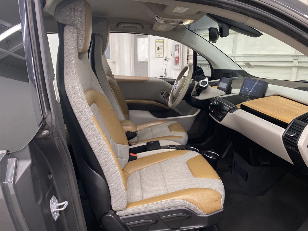 Thumbnail: 2015 BMW i3 - 19