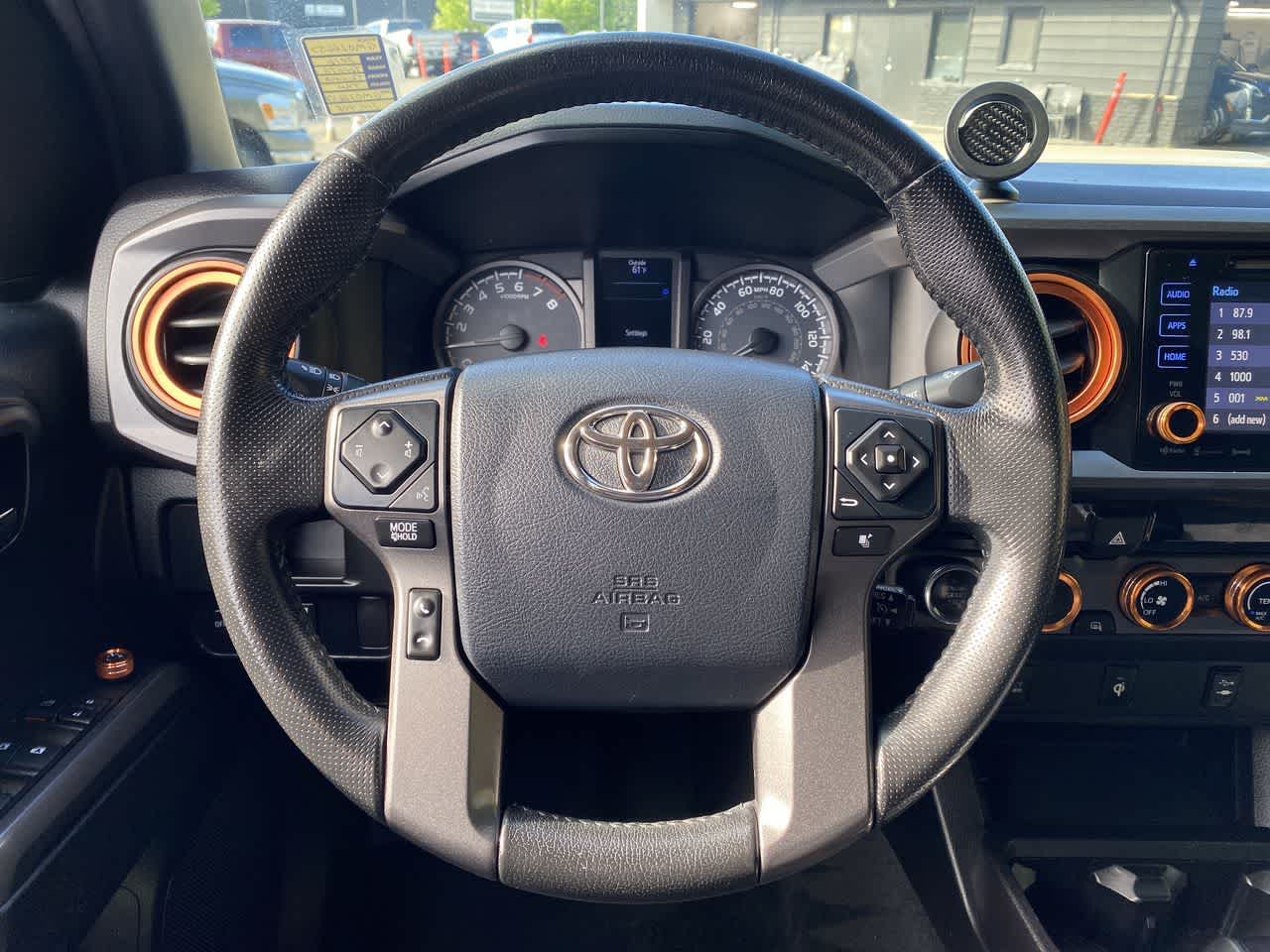 Thumbnail: 2016 Toyota Tacoma - 19