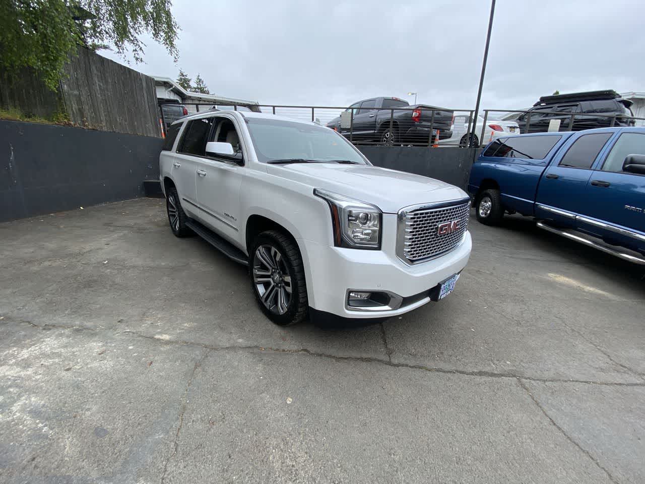 Thumbnail: 2017 GMC Yukon - 8