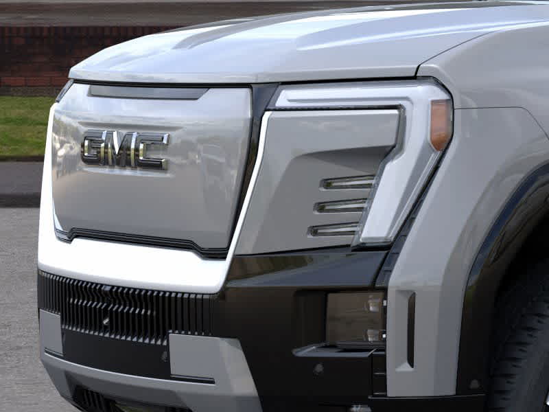 2025 GMC Sierra EV Denali 13
