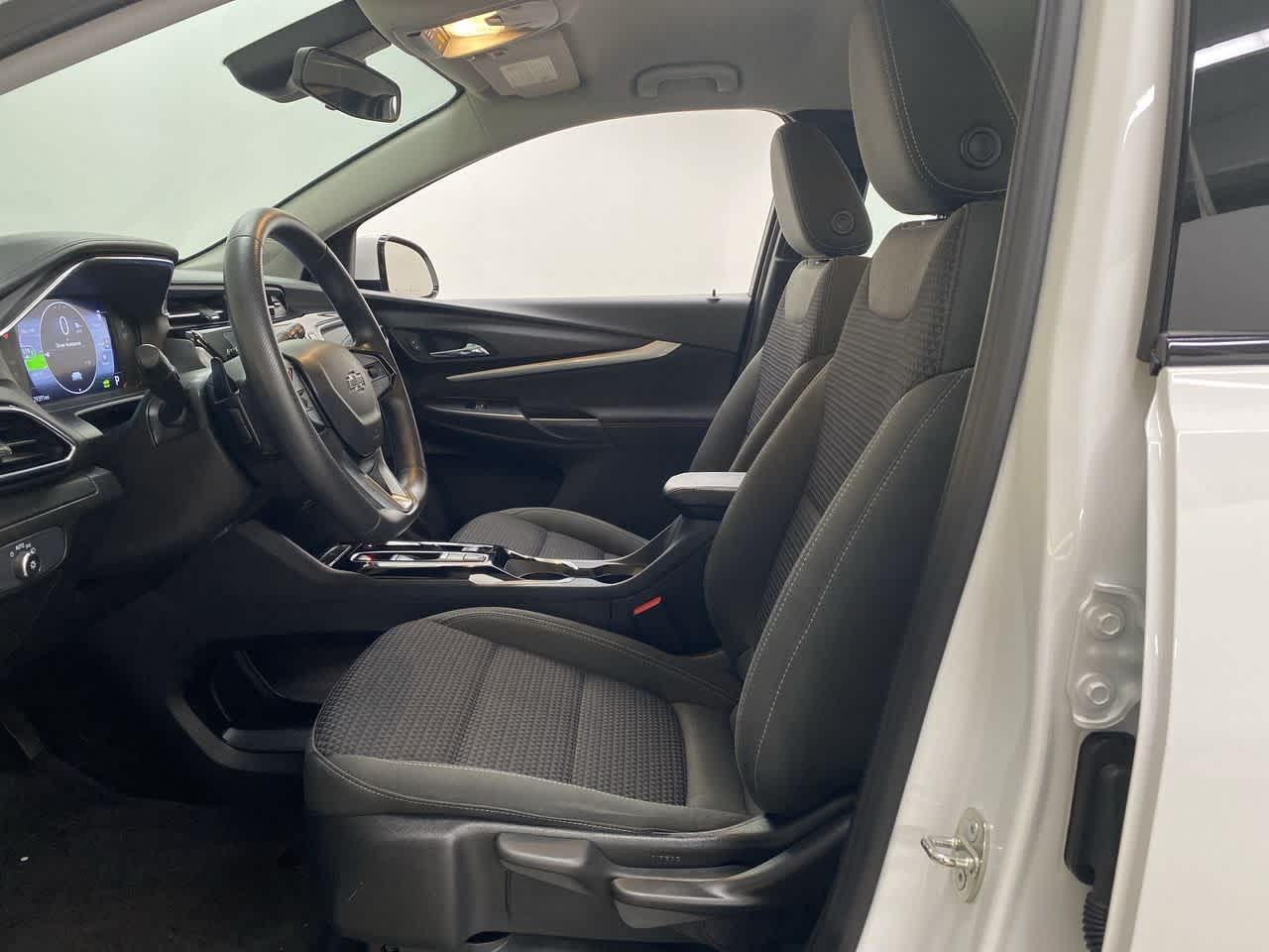 Thumbnail: 2022 Chevrolet Bolt EUV - 14