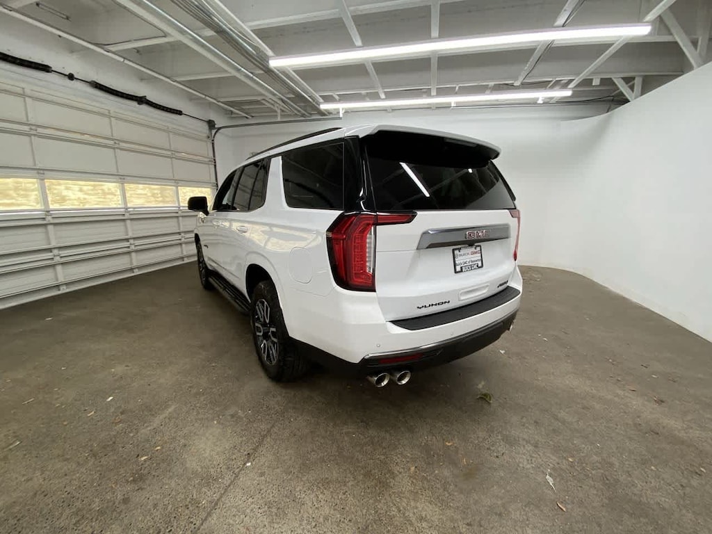 Used 2024 GMC Yukon AT4 SUV