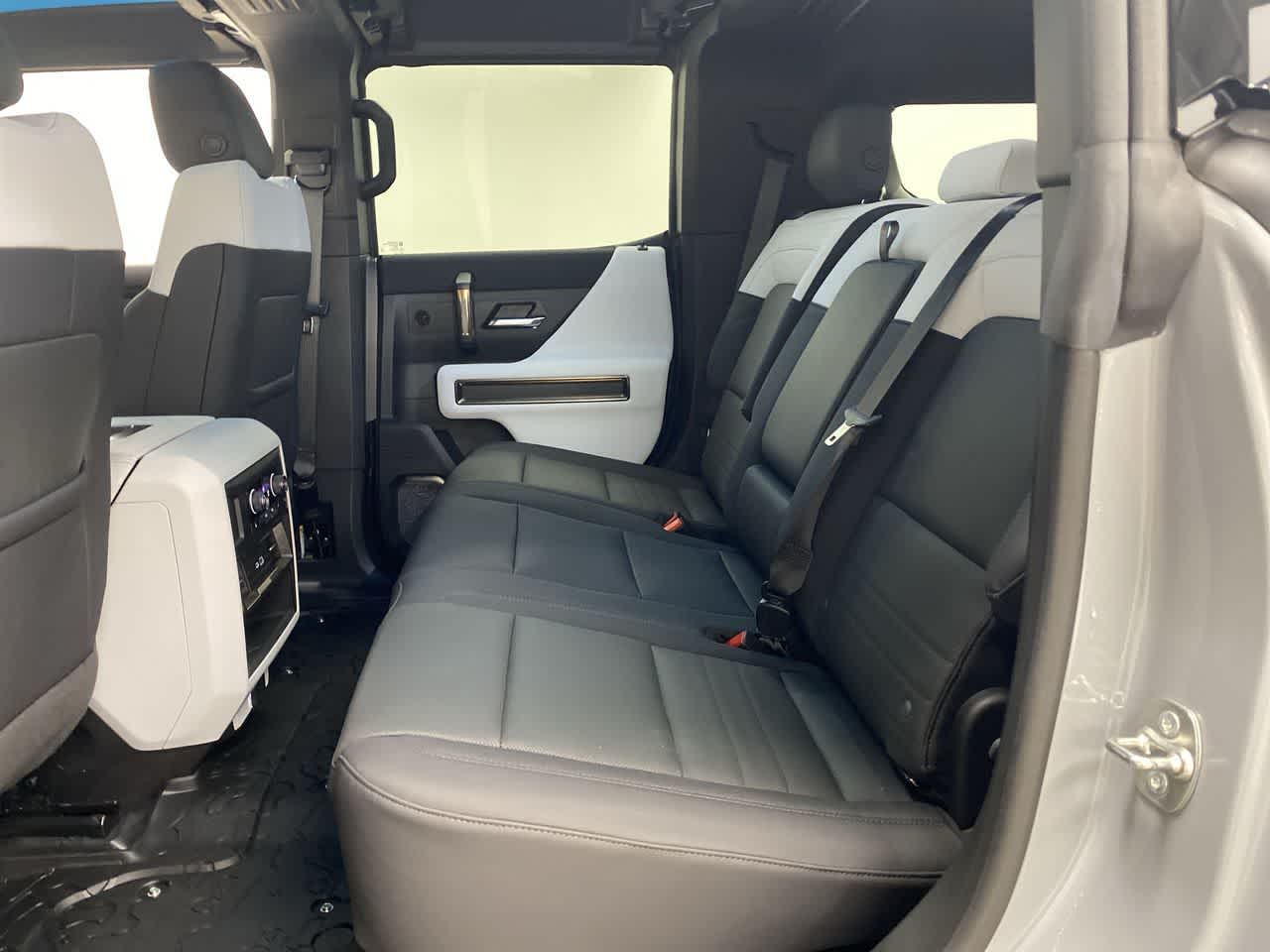 Thumbnail: 2024 GMC Hummer EV - 16