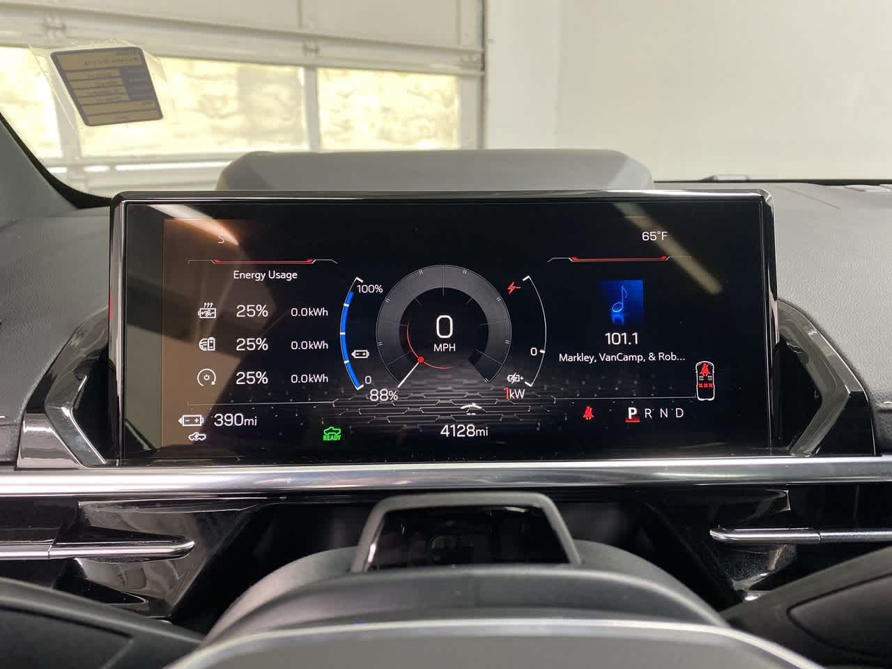 2024 GMC Sierra EV Denali 27