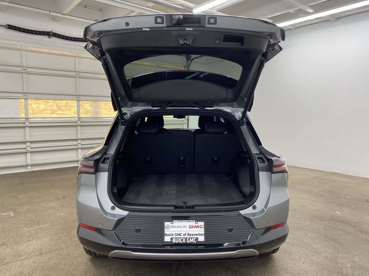 Thumbnail: 2025 Chevrolet Equinox - 28