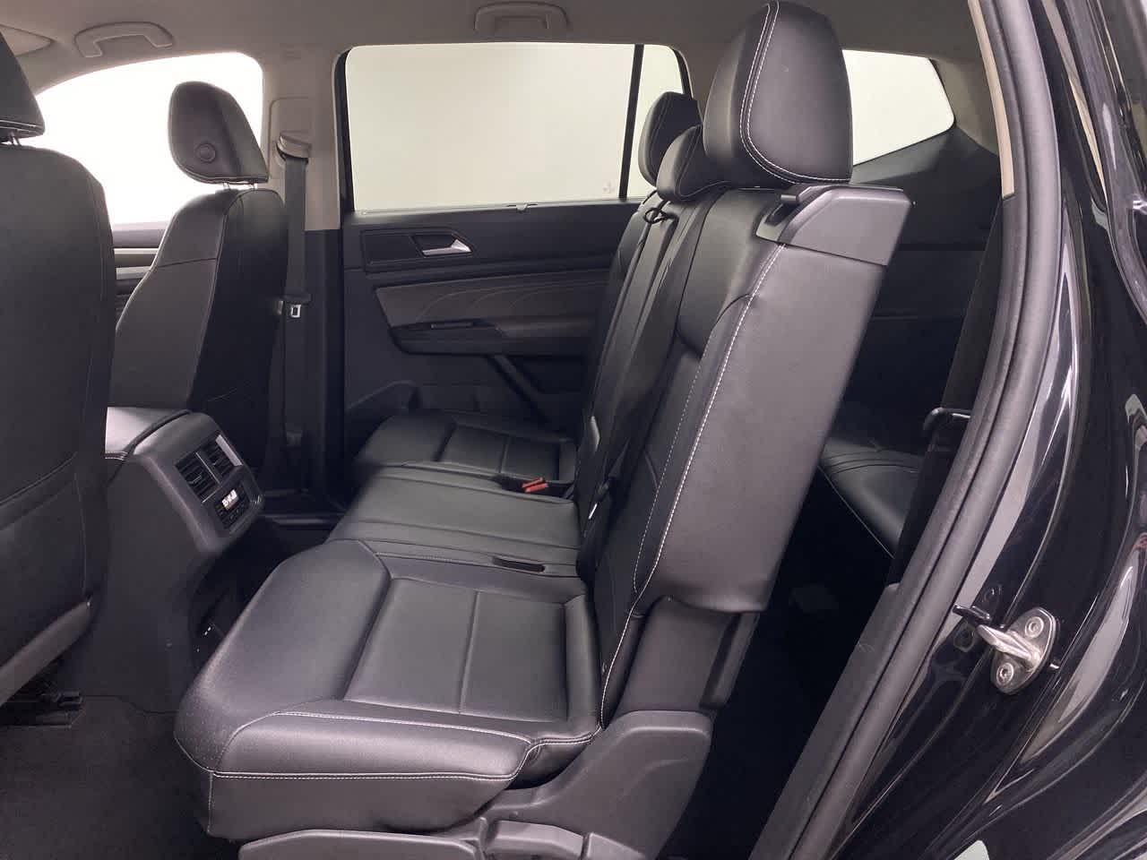 Thumbnail: 2021 Volkswagen Atlas - 17