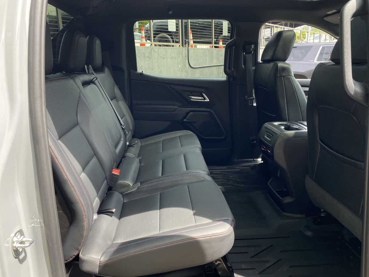 Thumbnail: 2025 Chevrolet Silverado EV - 17