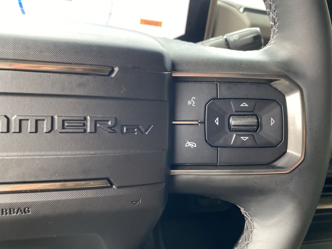 Thumbnail: 2025 GMC Hummer EV - 21