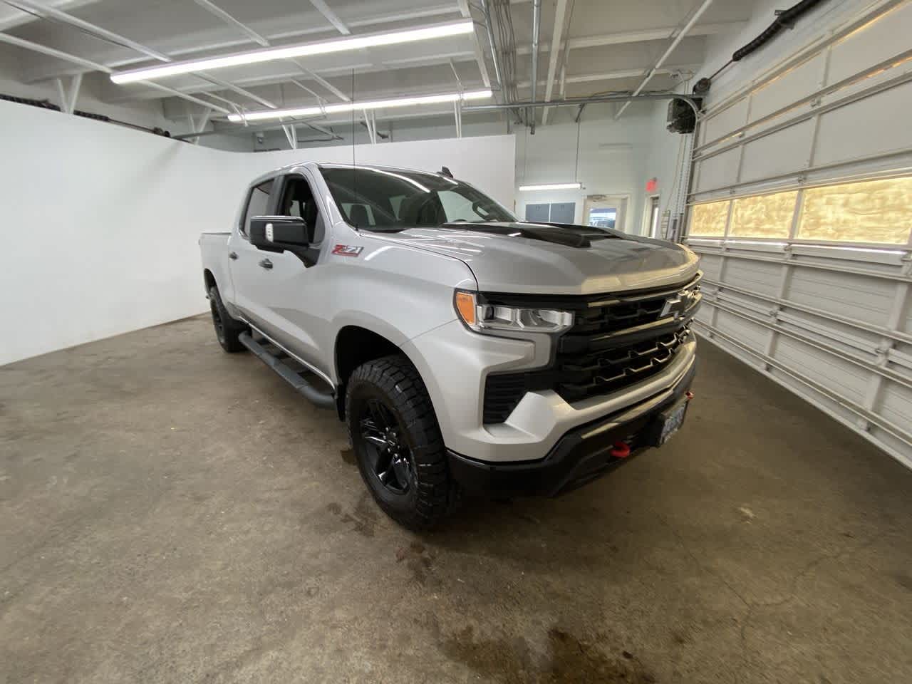 Thumbnail: 2022 Chevrolet Silverado 1500 - 8