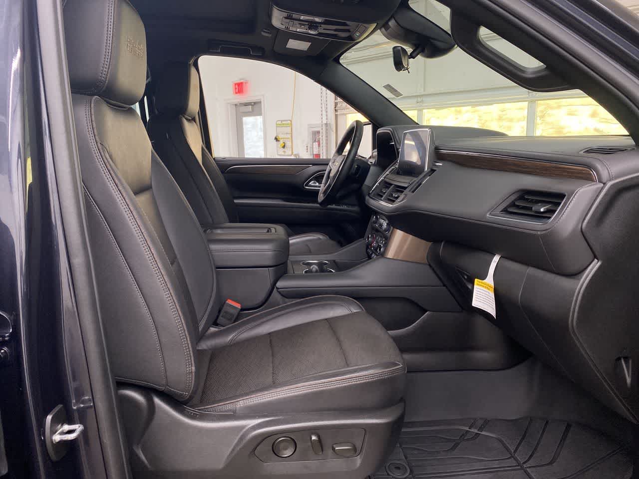 Thumbnail: 2024 Chevrolet Tahoe - 20