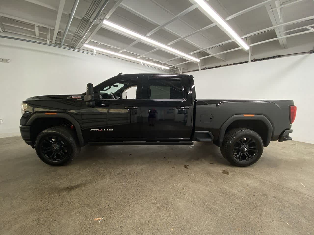 Thumbnail: 2022 GMC Sierra 3500 - 3
