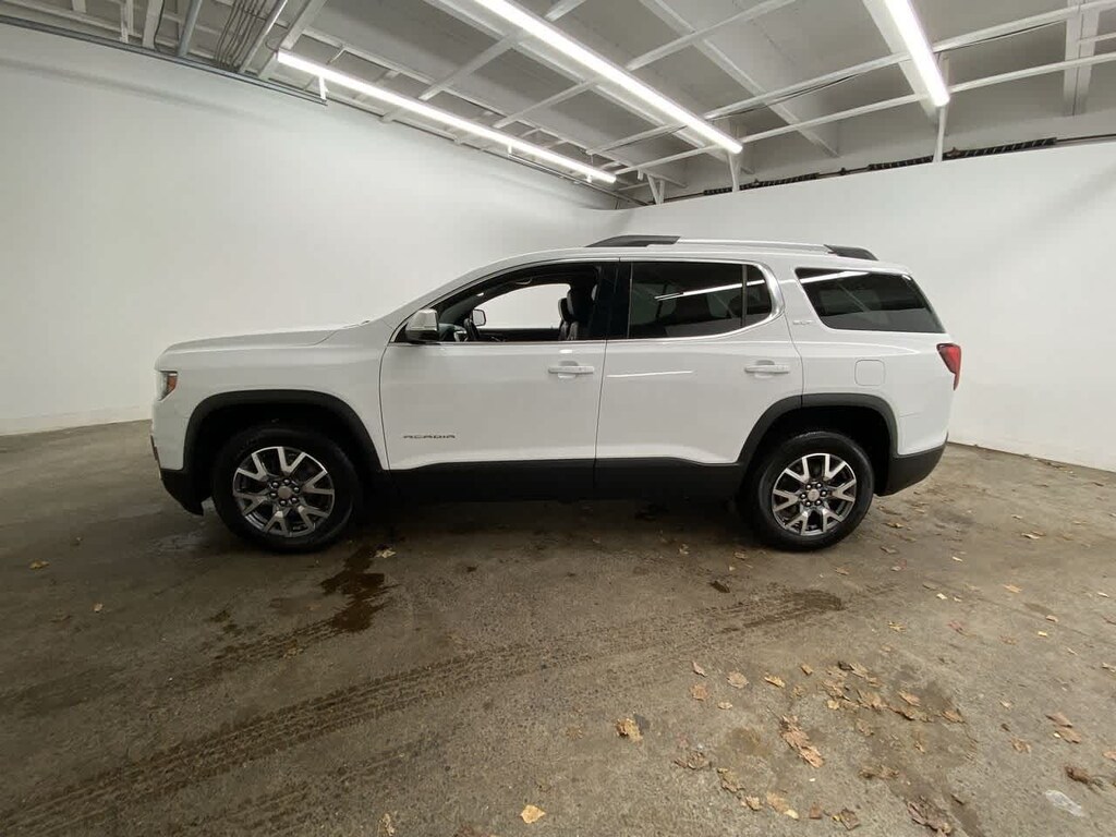 Used 2023 GMC Acadia SLT SUV