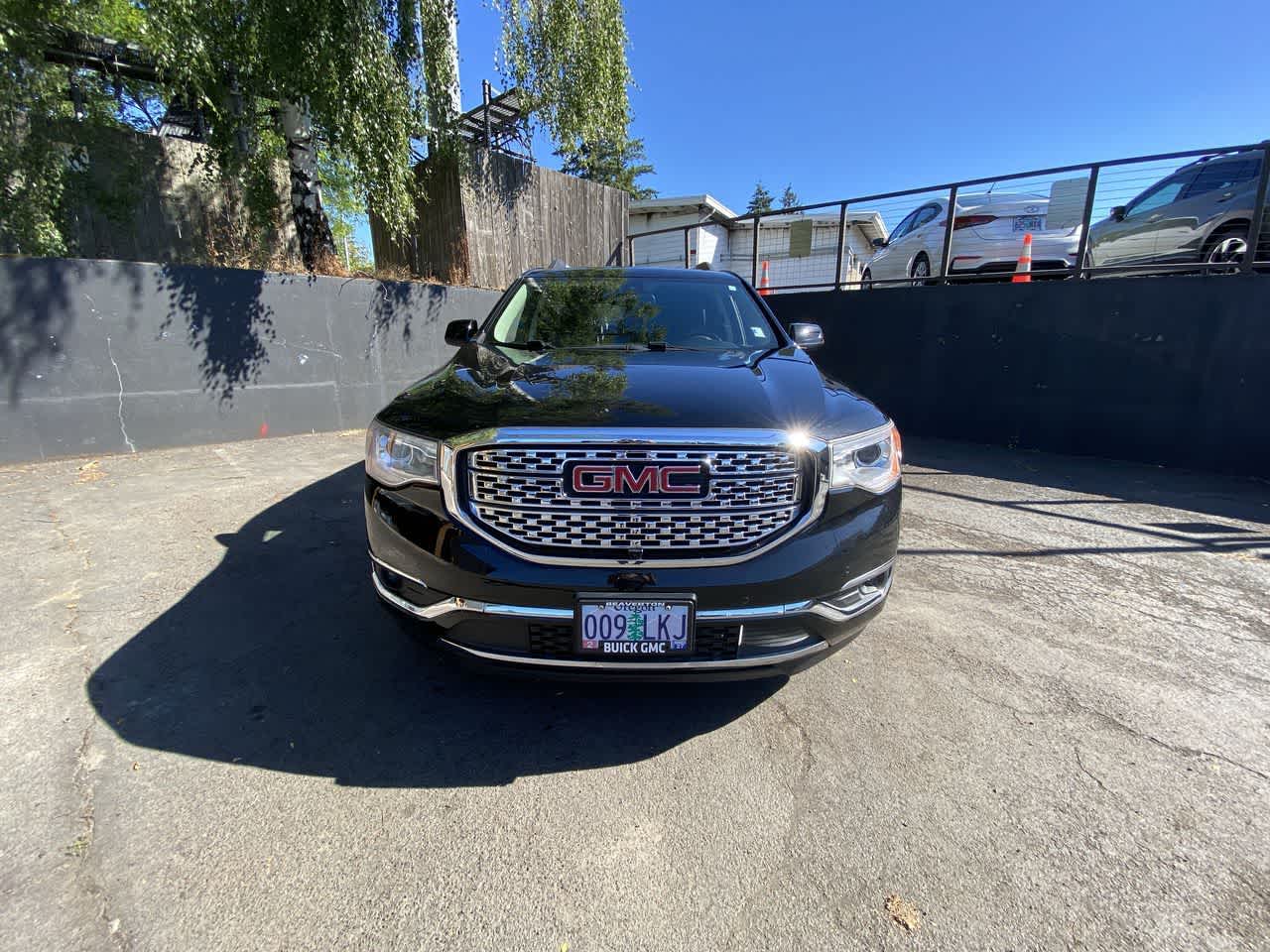 Thumbnail: 2019 GMC Acadia - 9