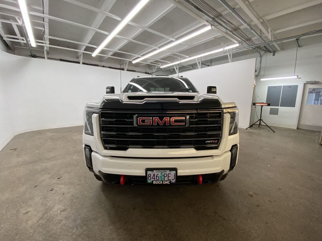 Thumbnail: 2024 GMC Sierra 3500 - 9