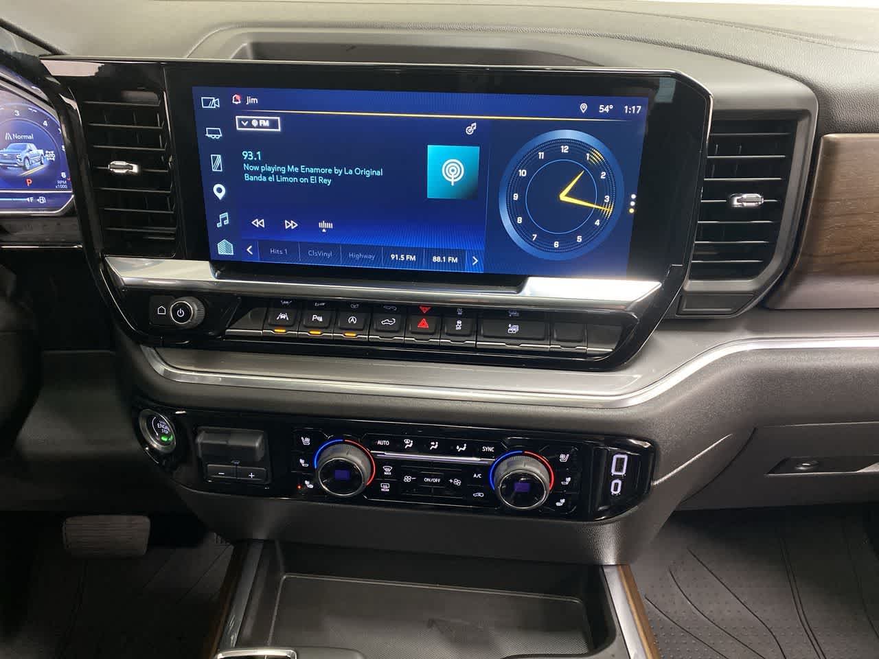 Thumbnail: 2024 Chevrolet Silverado 1500 - 23