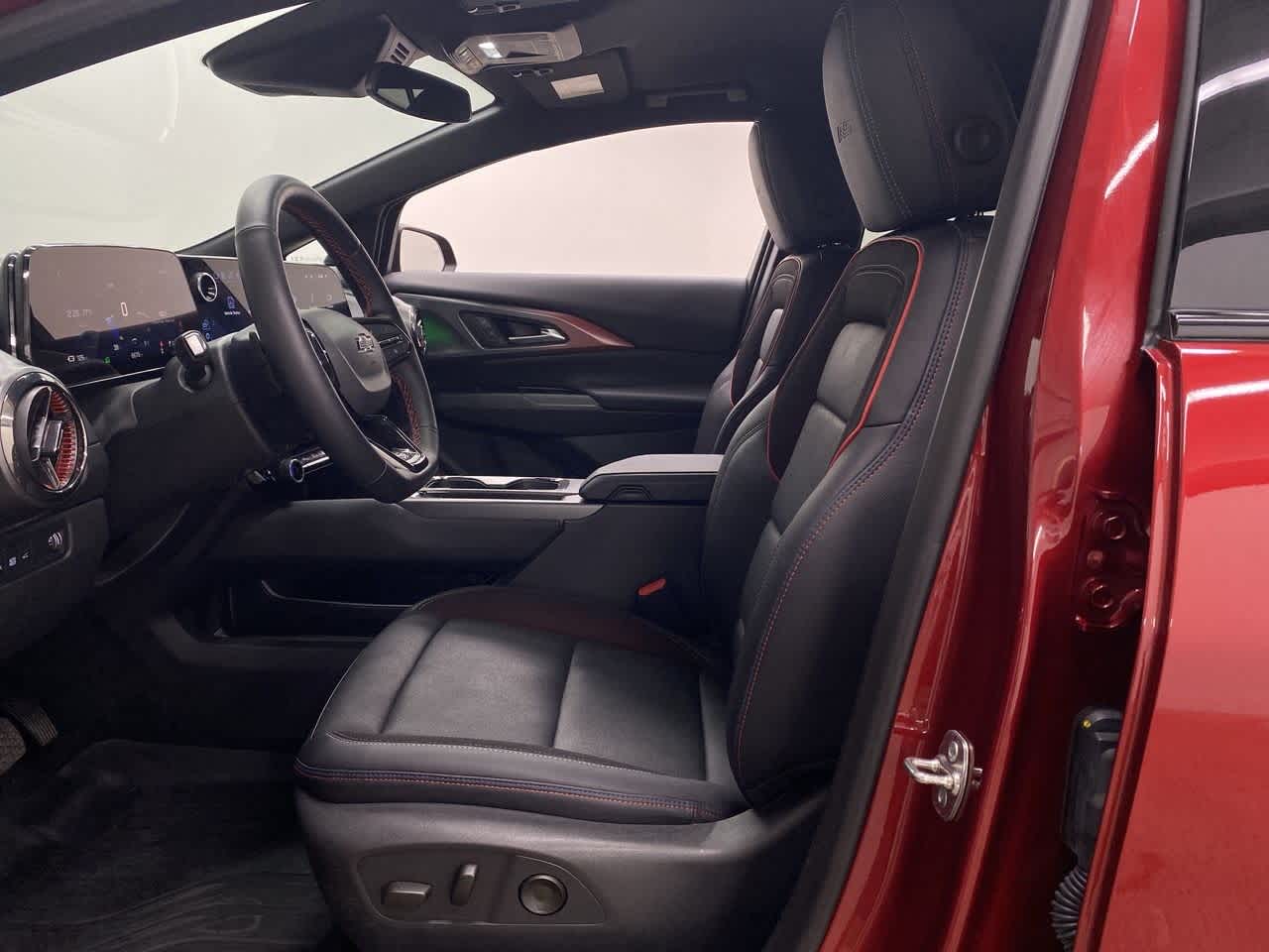 Thumbnail: 2024 Chevrolet Equinox - 15