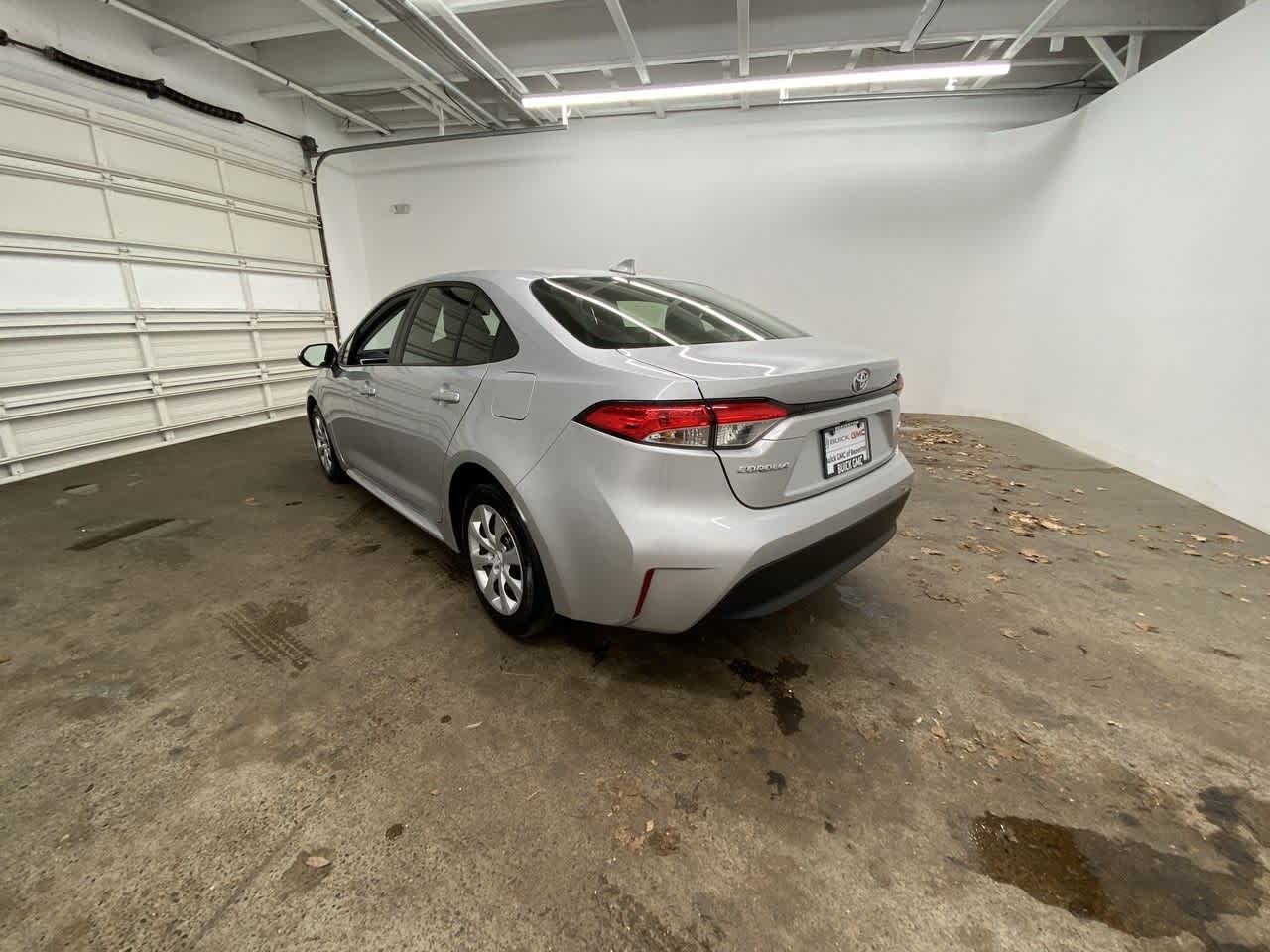 Thumbnail: 2023 Toyota Corolla - 4