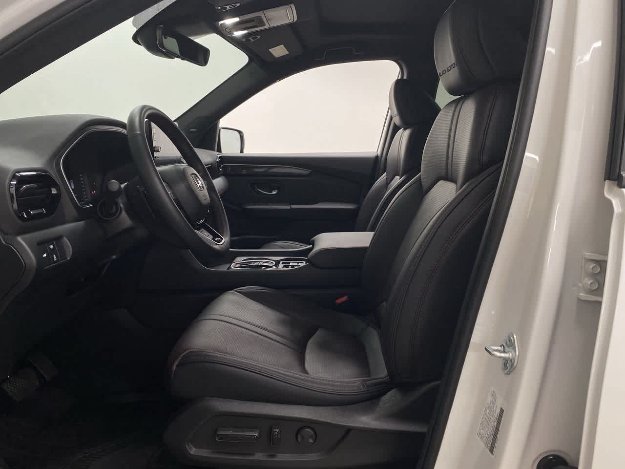 Thumbnail: 2025 Honda Pilot - 14