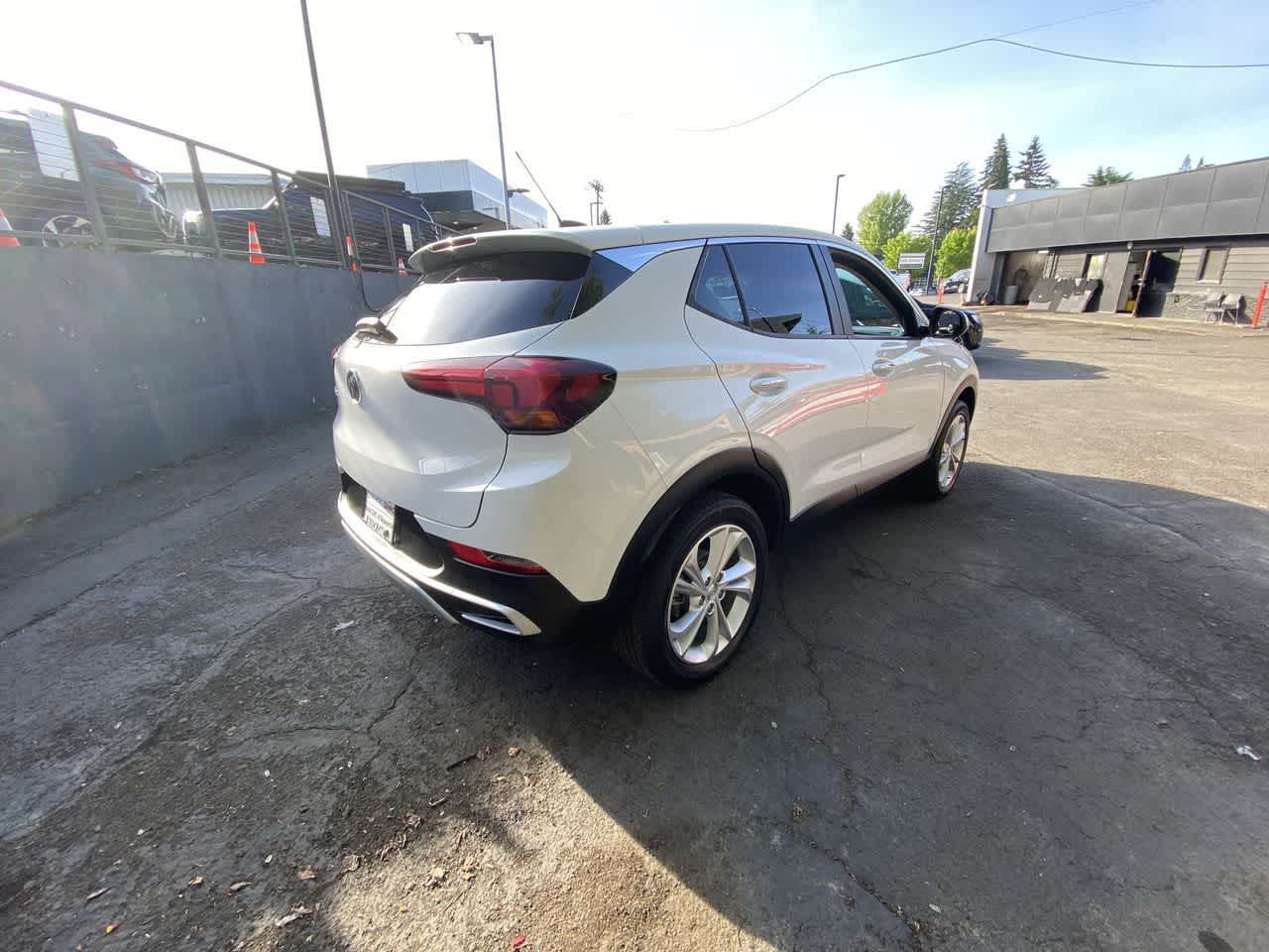 Thumbnail: 2020 Buick Encore GX - 6