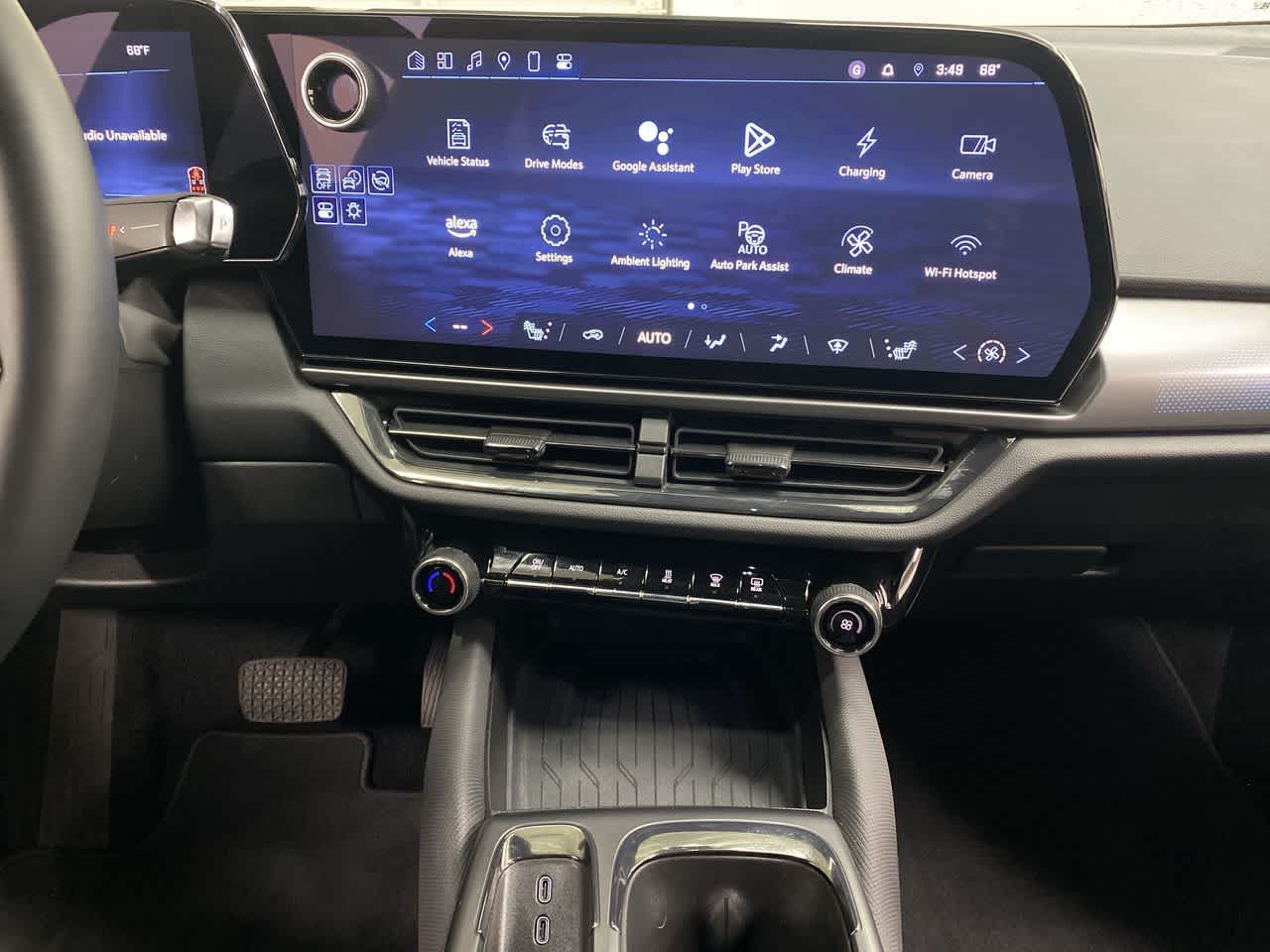 Thumbnail: 2024 Chevrolet Equinox - 25