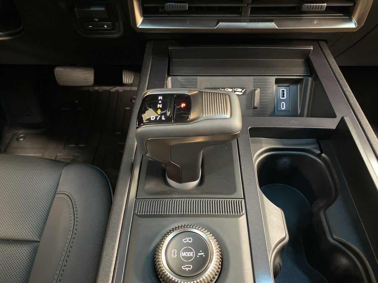 Thumbnail: 2024 GMC Hummer EV - 26