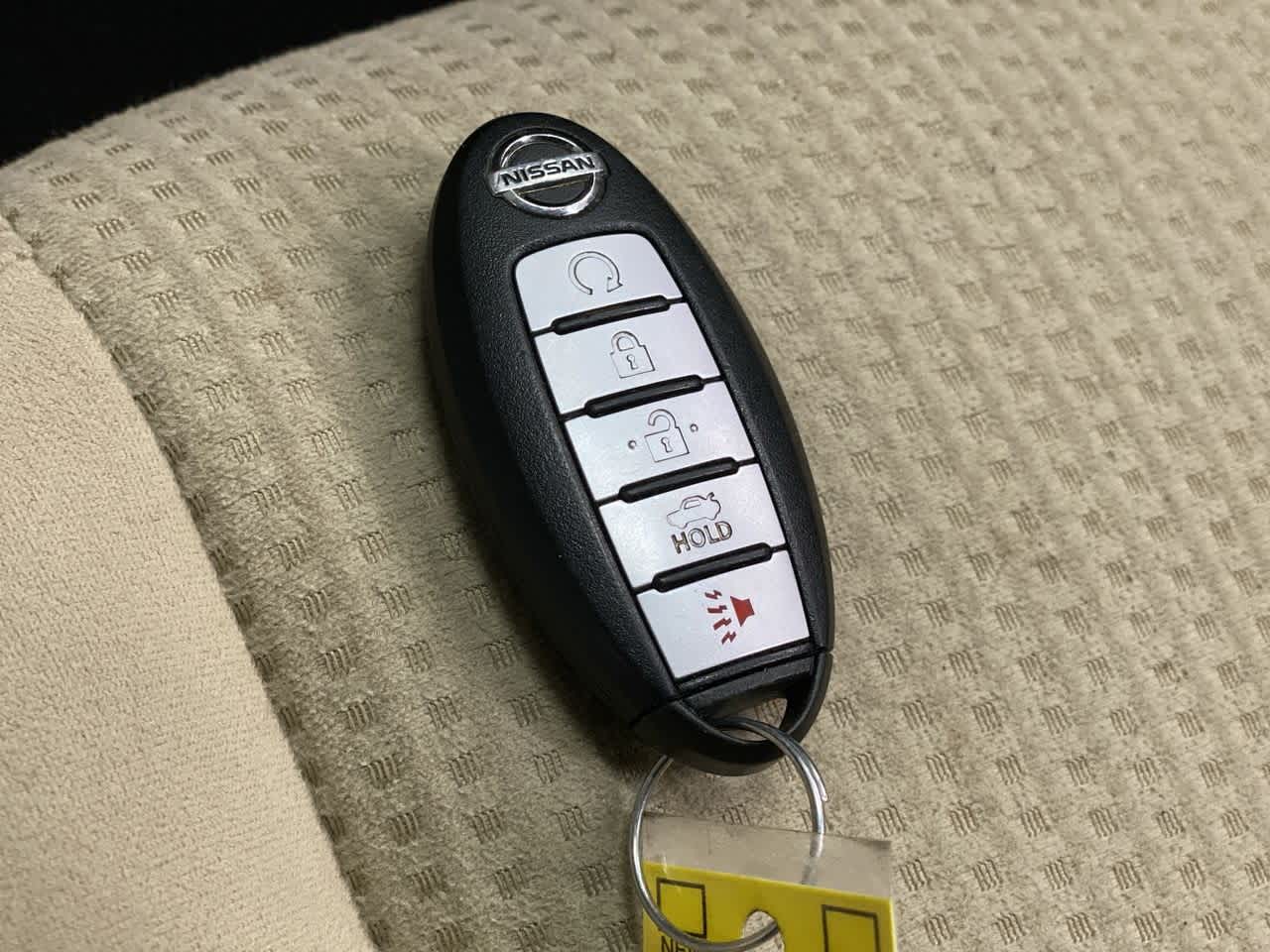 Thumbnail: 2015 Nissan Altima - 31