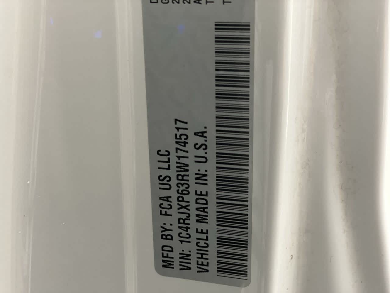 Thumbnail: 2024 Jeep Wrangler - 32