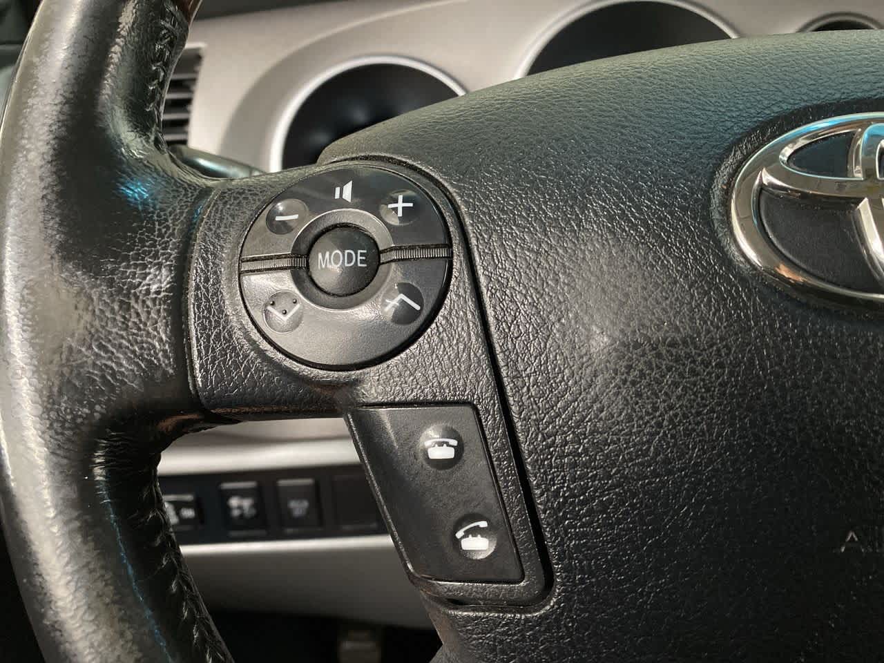 Thumbnail: 2012 Toyota Tundra - 22