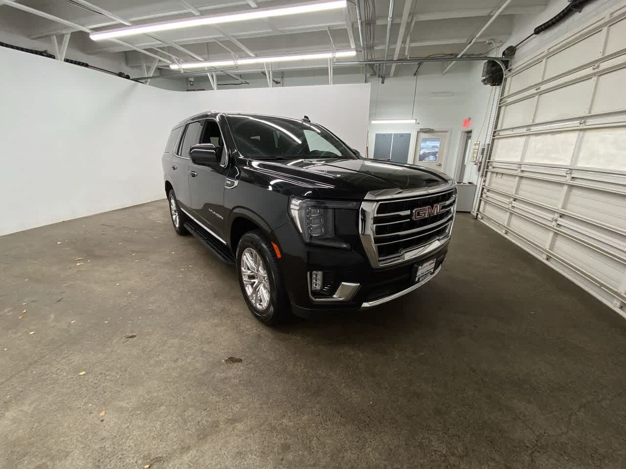 Thumbnail: 2023 GMC Yukon - 8