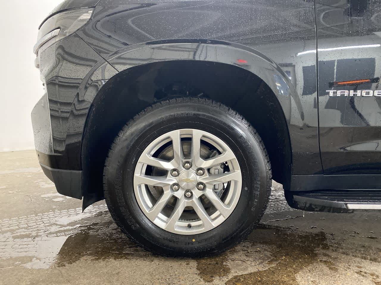 Thumbnail: 2022 Chevrolet Tahoe - 11