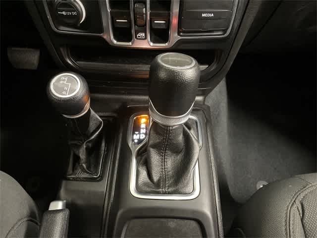 2023 Jeep Gladiator Sport 26