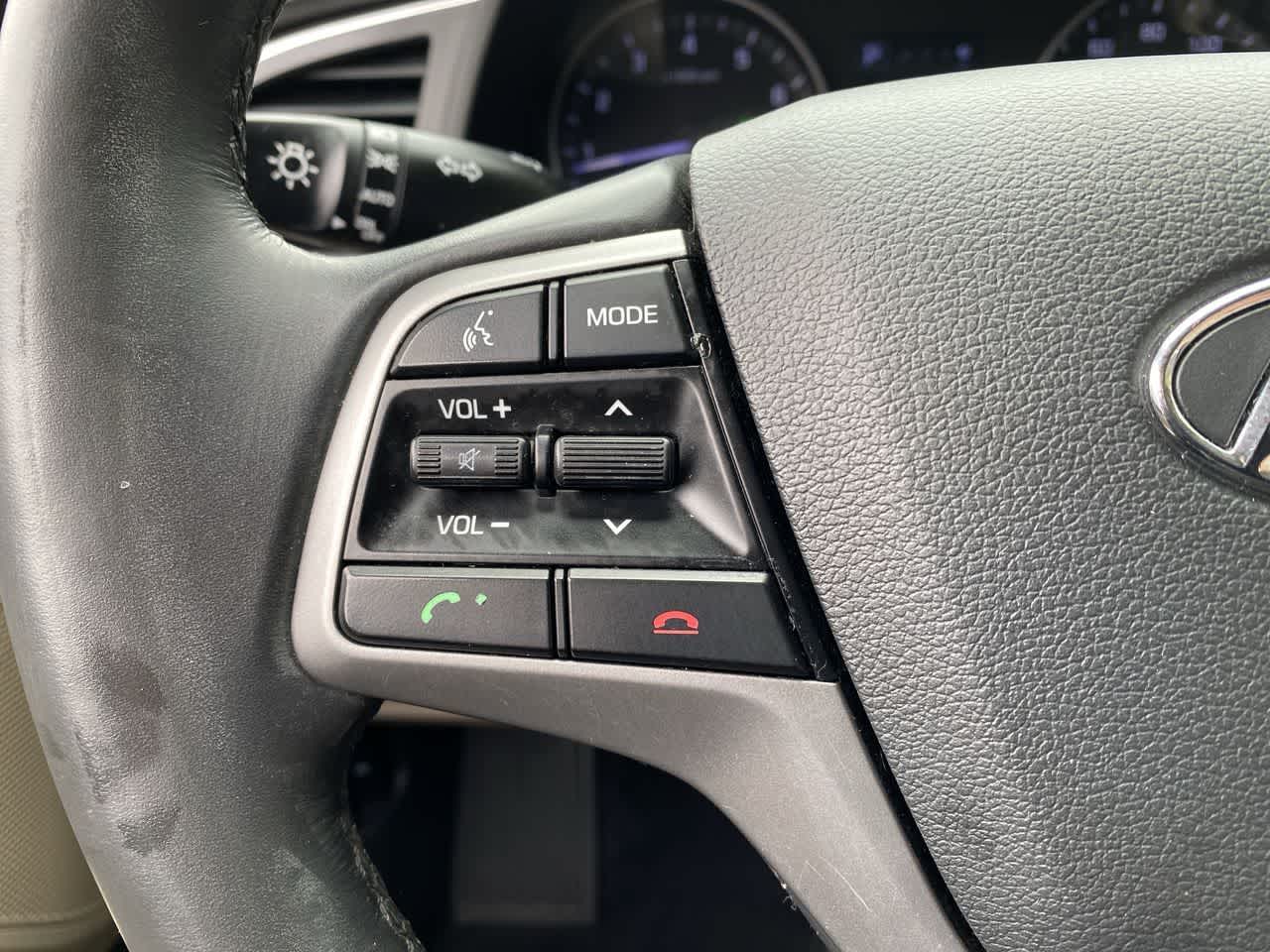 Thumbnail: 2018 Hyundai Elantra - 21