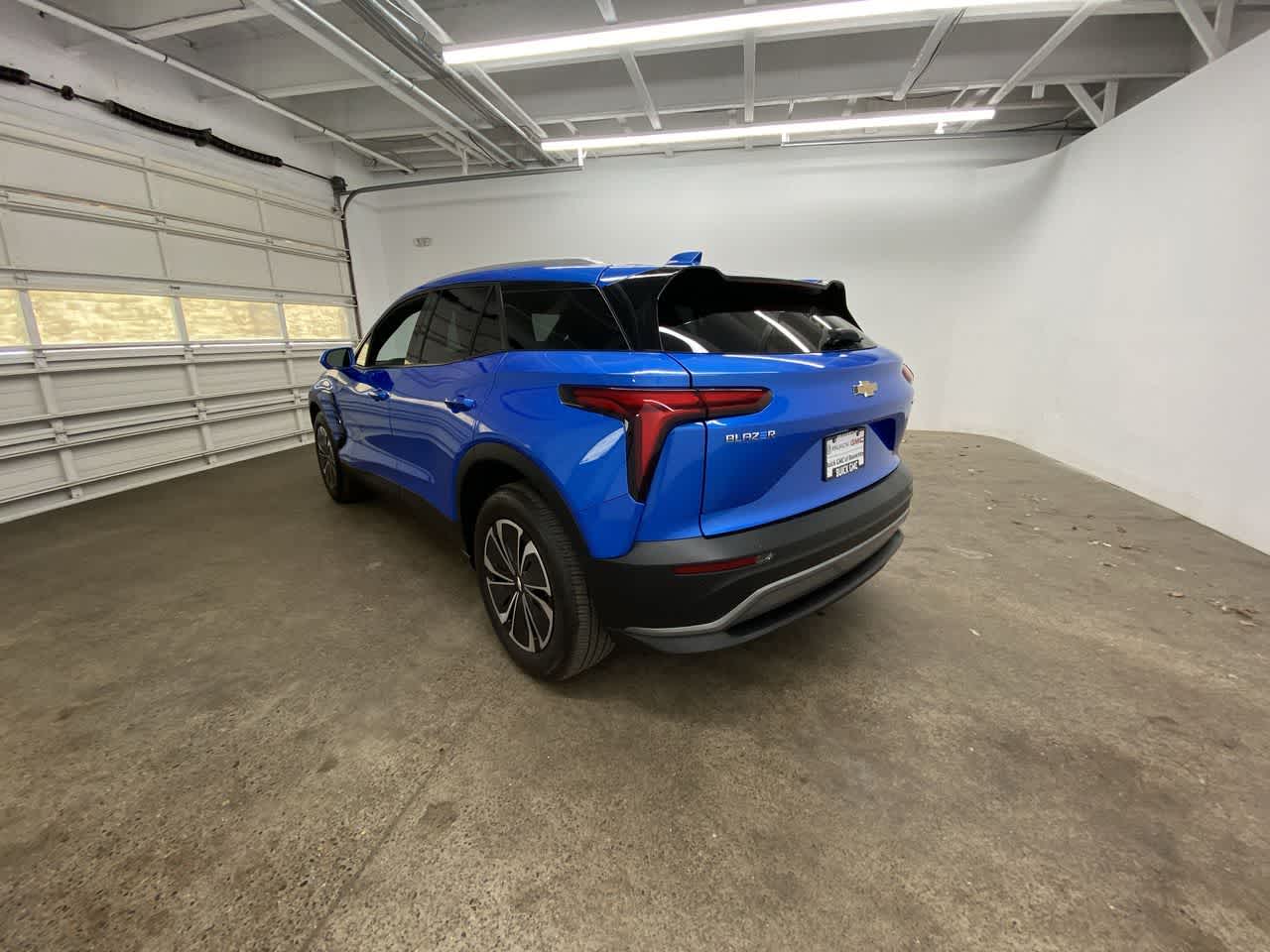 Thumbnail: 2024 Chevrolet Blazer EV - 4