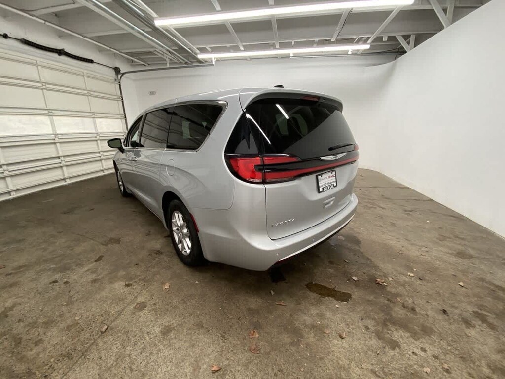 Used 2024 Chrysler Pacifica Touring L Van Passenger Van