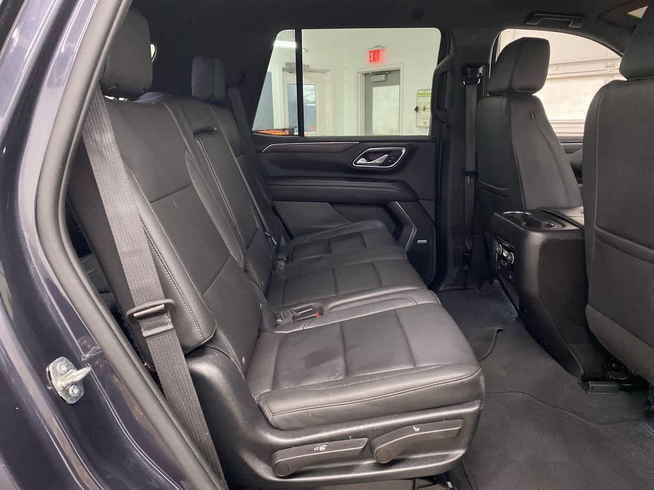 Thumbnail: 2023 Chevrolet Tahoe - 17