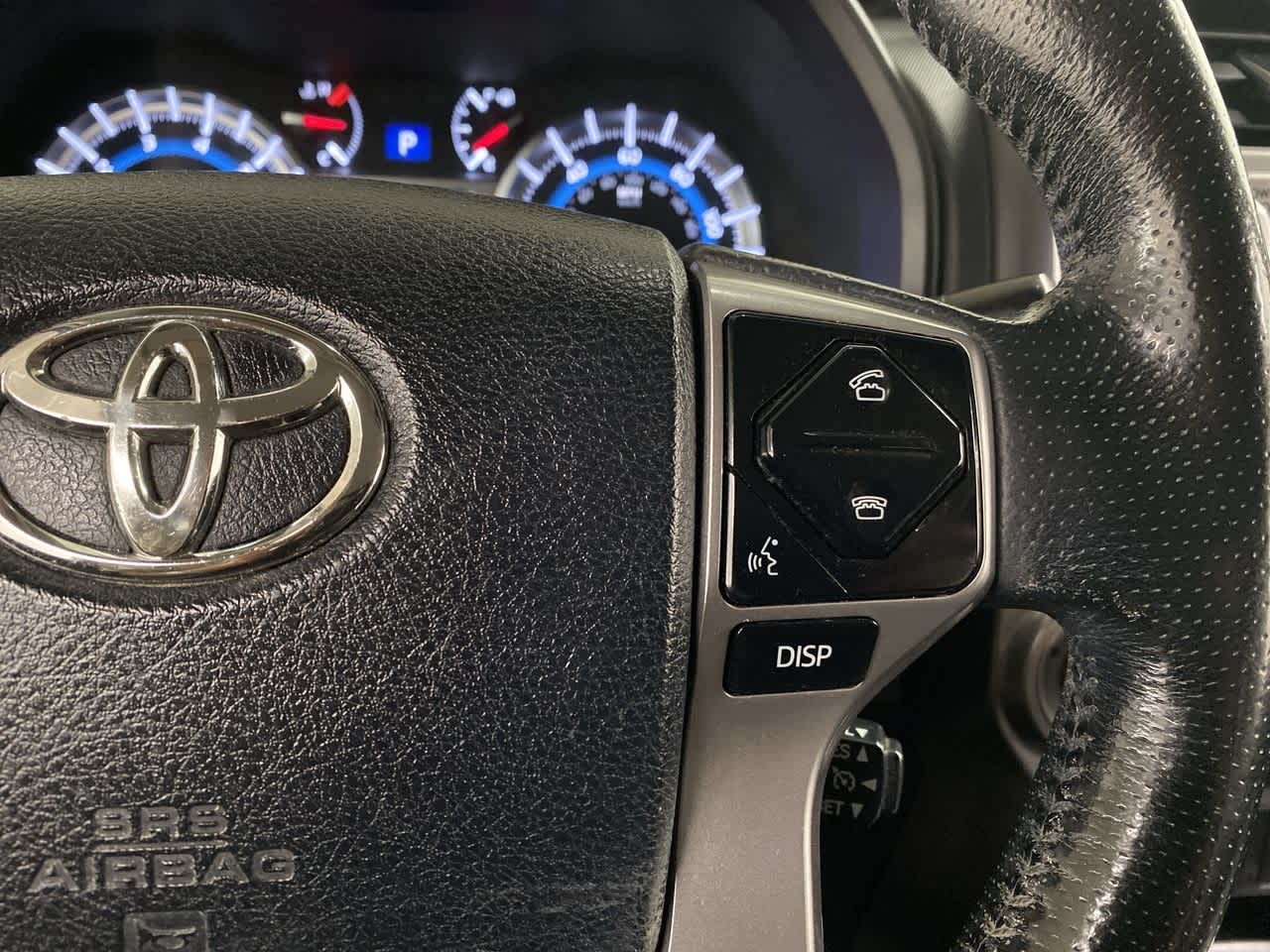 Thumbnail: 2015 Toyota 4Runner - 21