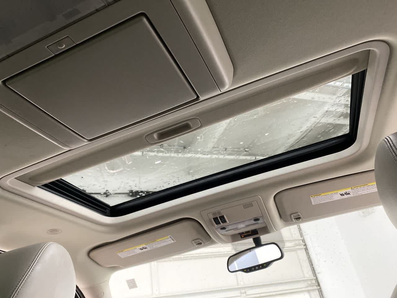 Thumbnail: 2012 Chevrolet Avalanche 1500 - 19