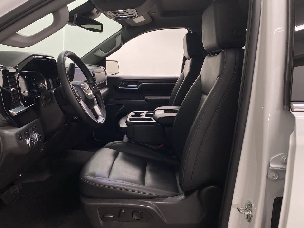 Thumbnail: 2025 GMC Sierra 1500 - 13