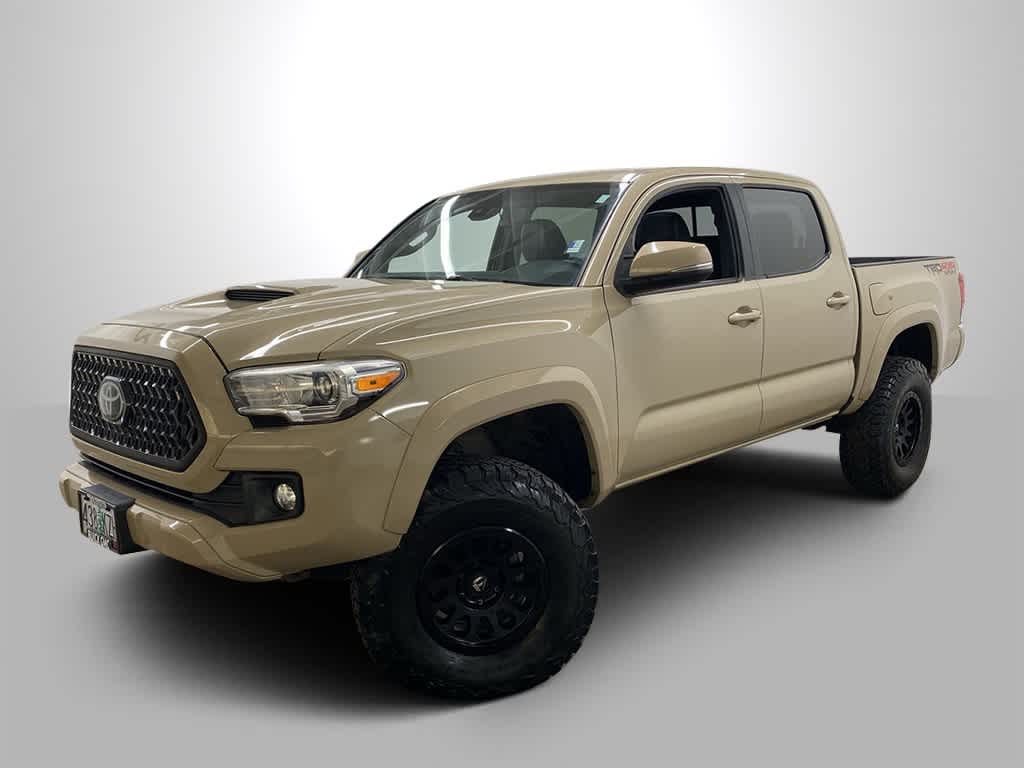 Thumbnail: 2018 Toyota Tacoma - 1