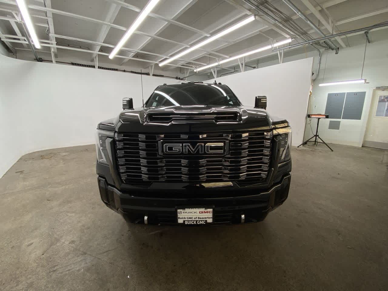 Thumbnail: 2025 GMC Sierra 2500 - 9