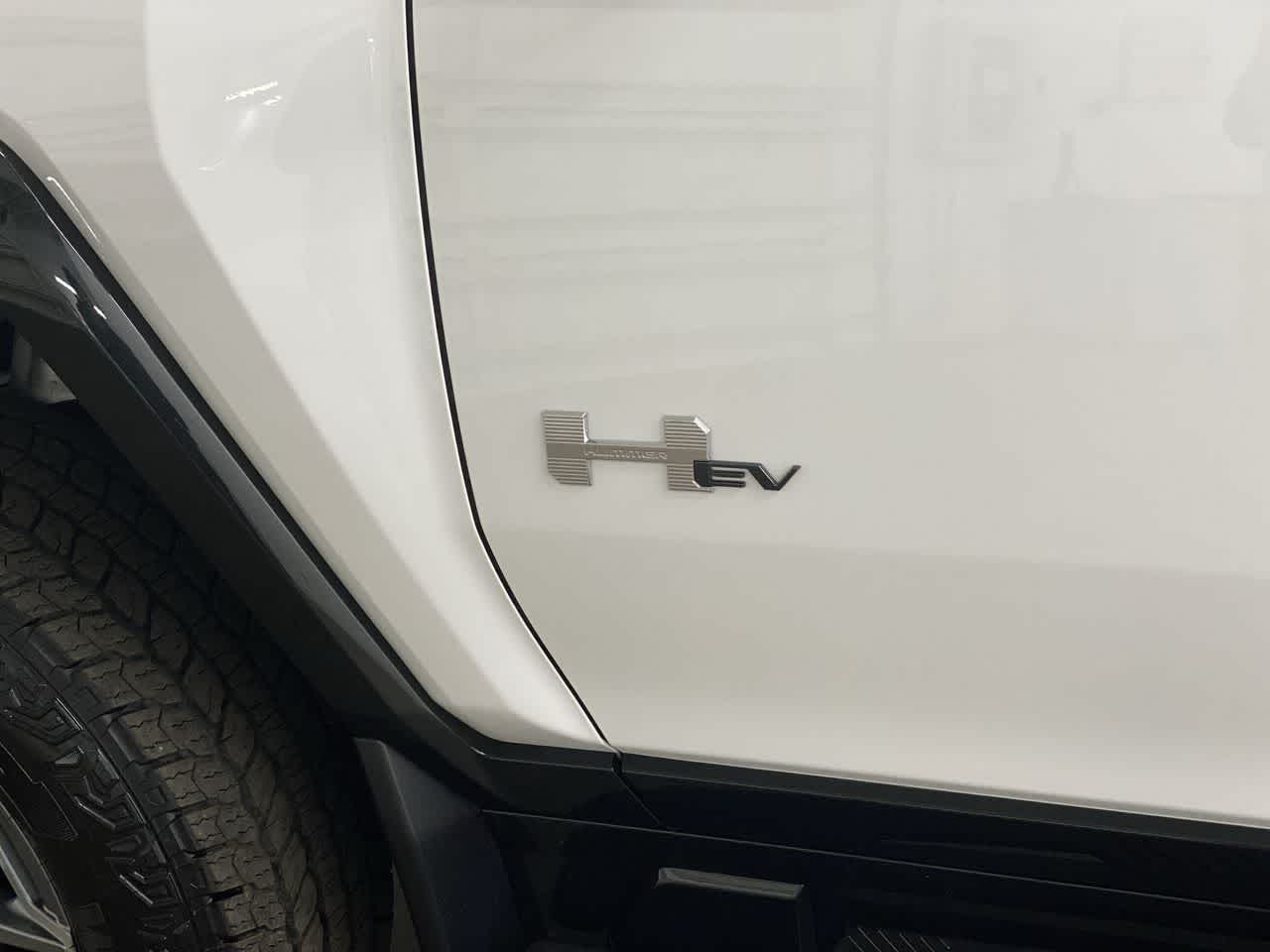 Thumbnail: 2024 GMC Hummer EV - 10