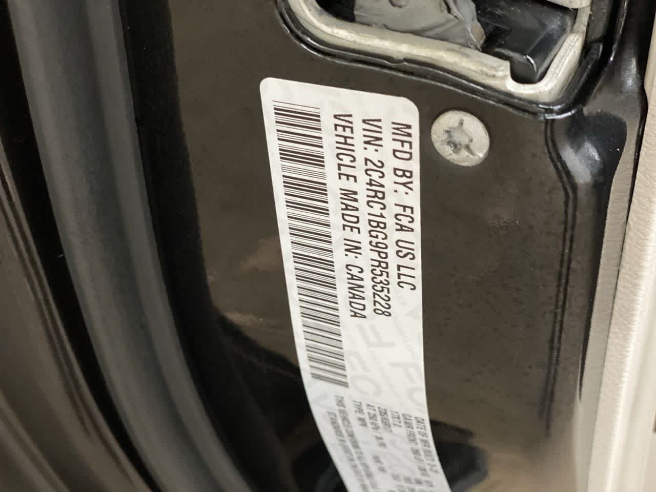 Thumbnail: 2023 Chrysler Pacifica - 29